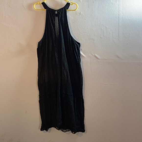 Ripcurl little black dress - Picture 3 of 8